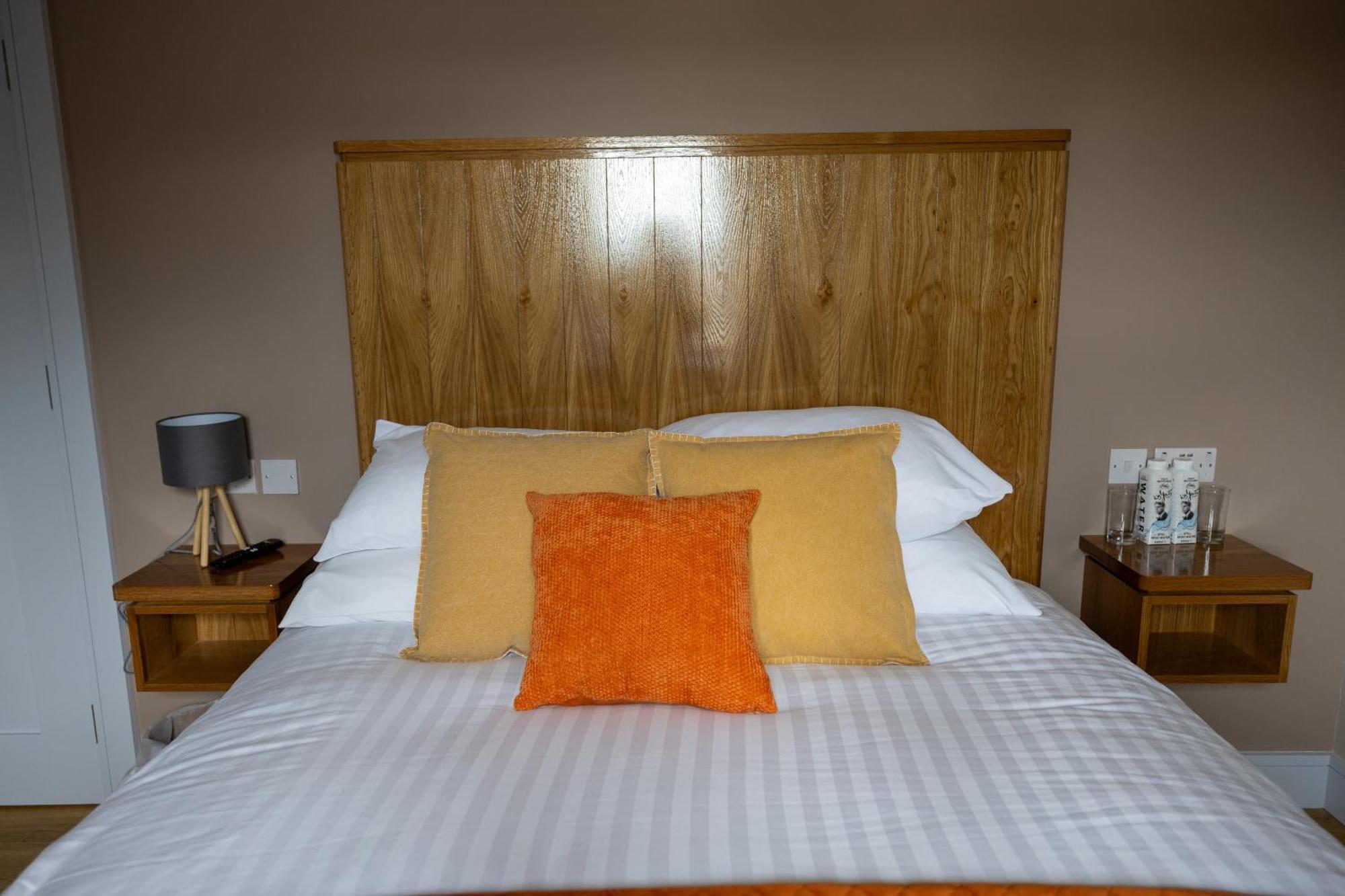 The Orchard House Hotel Kilkenny Exterior photo